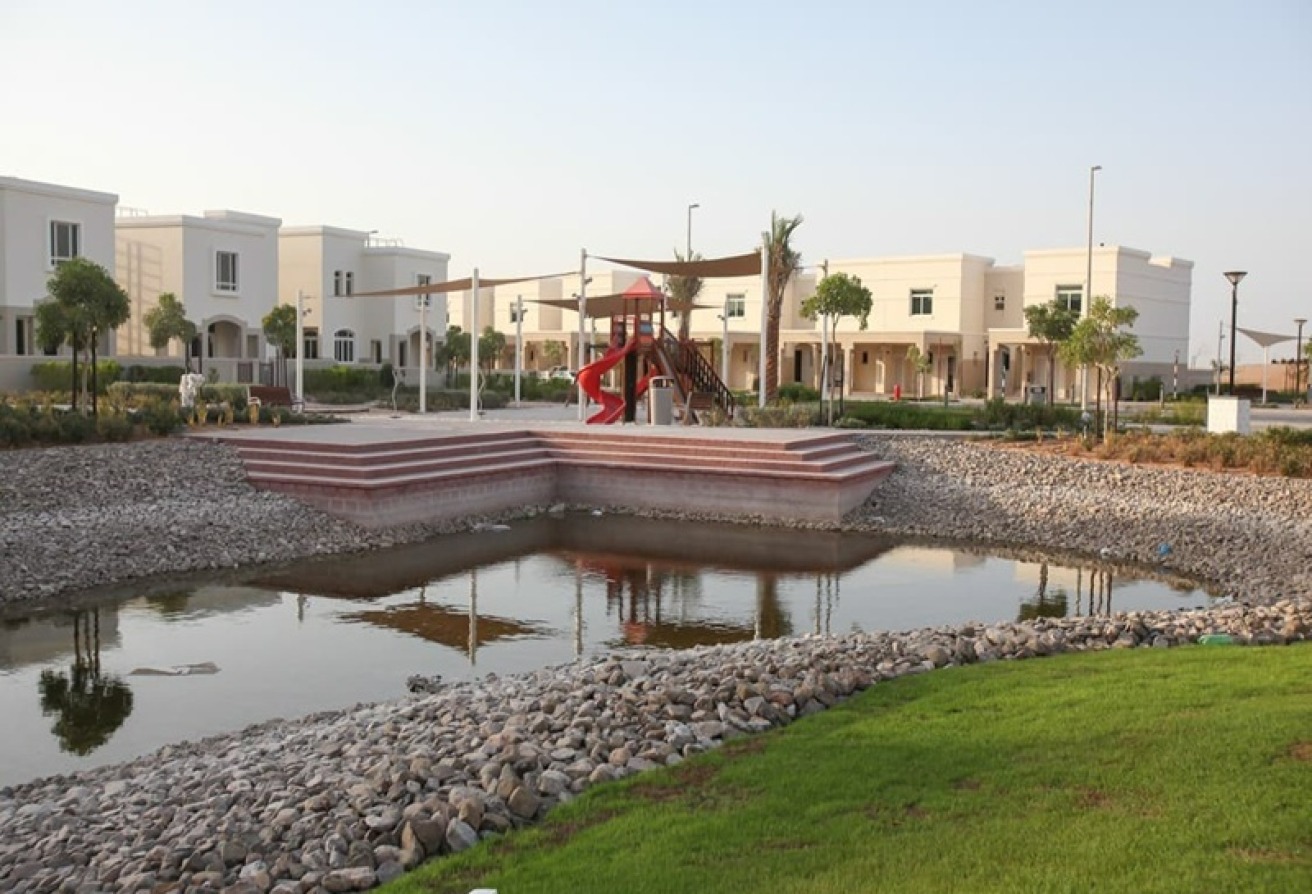 Single Row- Townhouse- Rented till October